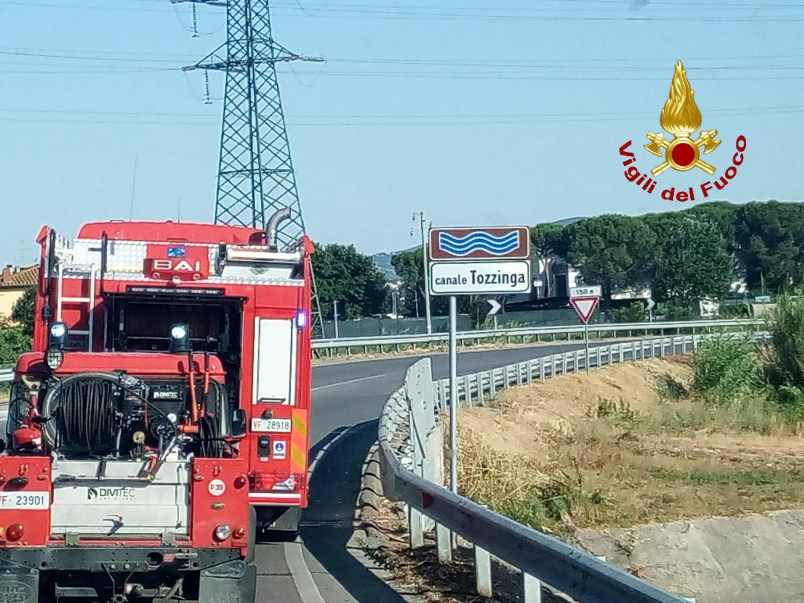L'intervento dei vigili del fuoco a Castelnuovo