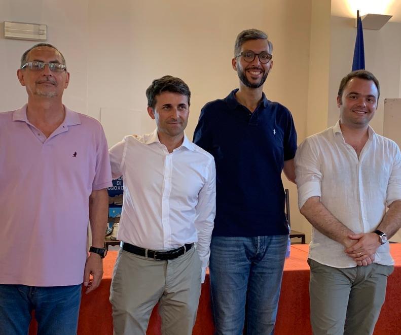 Buche da coprire e giochi da riparare: ci pensa Global Service 