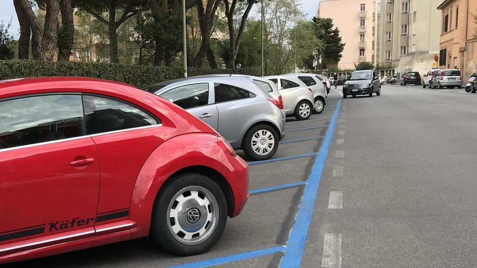 In zona Goito altri 376 stalli blu, e la prima lettera per ora va pagata