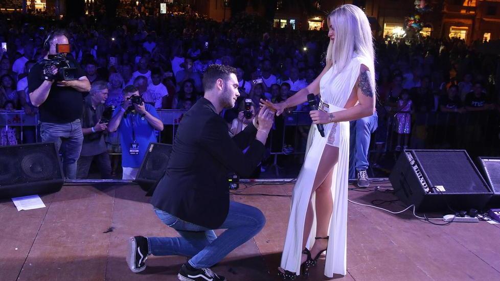 «Voleva dichiarazione d’amore eclatante Io l’ho accontentata»