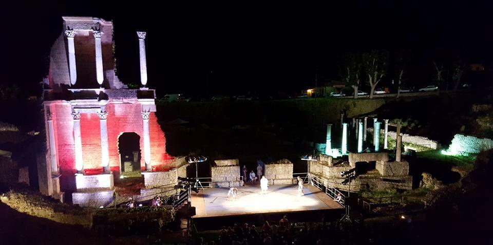 Musica, poesia, danza Un’estate magica al teatro Romano 