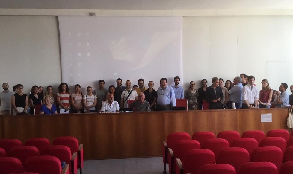Caos al Pronto soccorso mancano le barelle Neolaureati in arrivo 