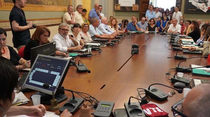 L’opposizione pensa a Pandolfi ma la maggioranza sceglie Pirri