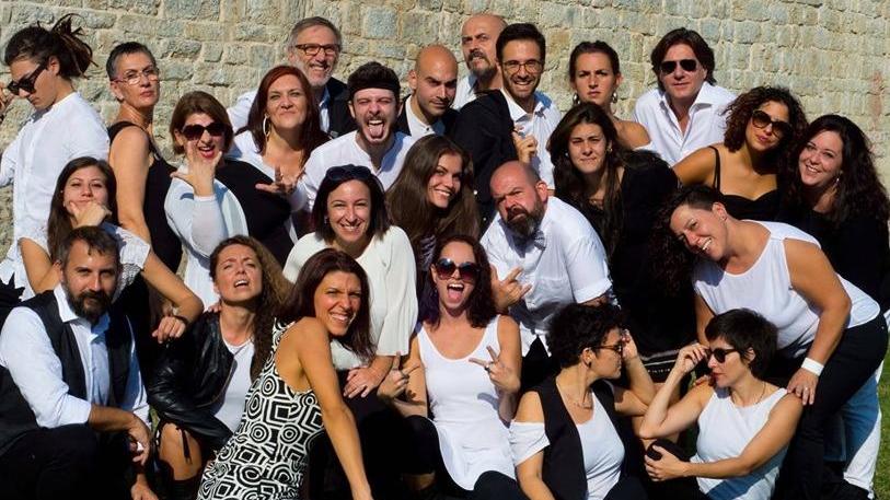 Il Libero Coro Bonamici in piazza Gambacorti