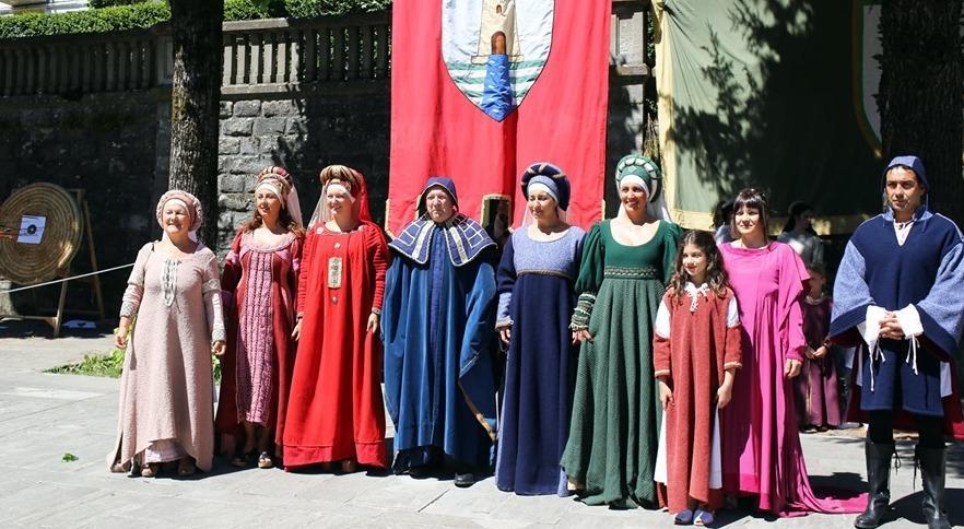 Alla Sextula Medievale sindaco e consiglieri si vestono d’antico
