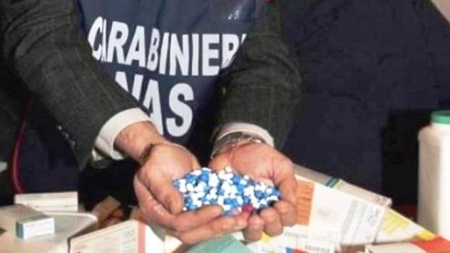 Modena. Trovato con droga e anabolizzanti, arrestato