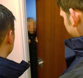 Continua a imperversare la coppia di ladri truffatori