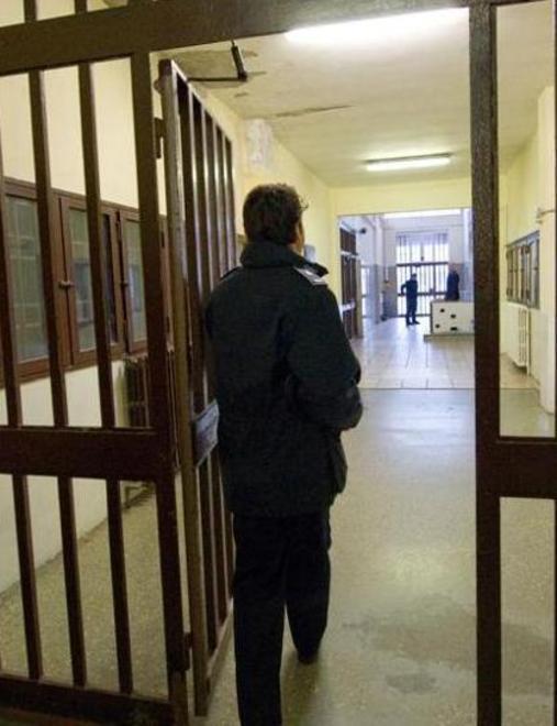 Carcere, assolti 8 agenti «Questa sentenza ridà dignità al nostro lavoro»