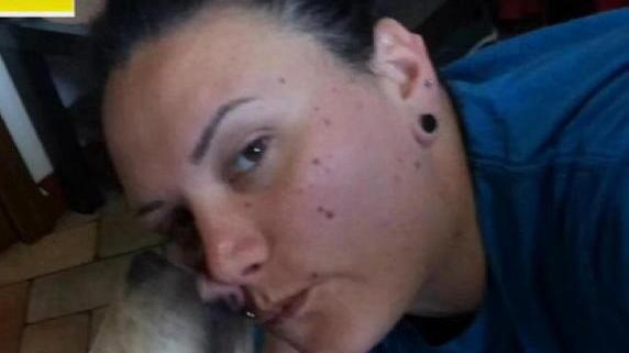 Un selfie col cagnolino Al via la campagna contro gli abbandoni