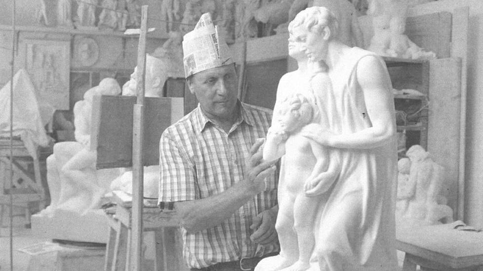 Rischiano di chiudere i laboratori d’arte nel cuore della Piccola Atene della Versilia