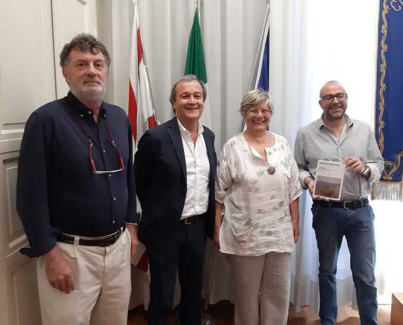 L’arte si riprende Palazzo Pretorio in mostra i rischi dell’inquinamento