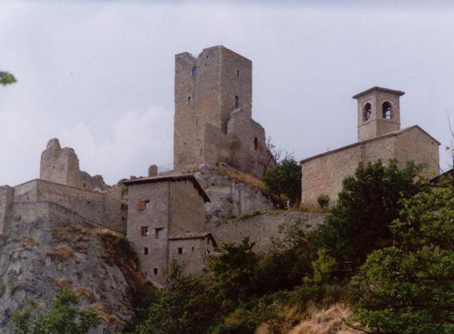 Aperture domenicali al castello matildico