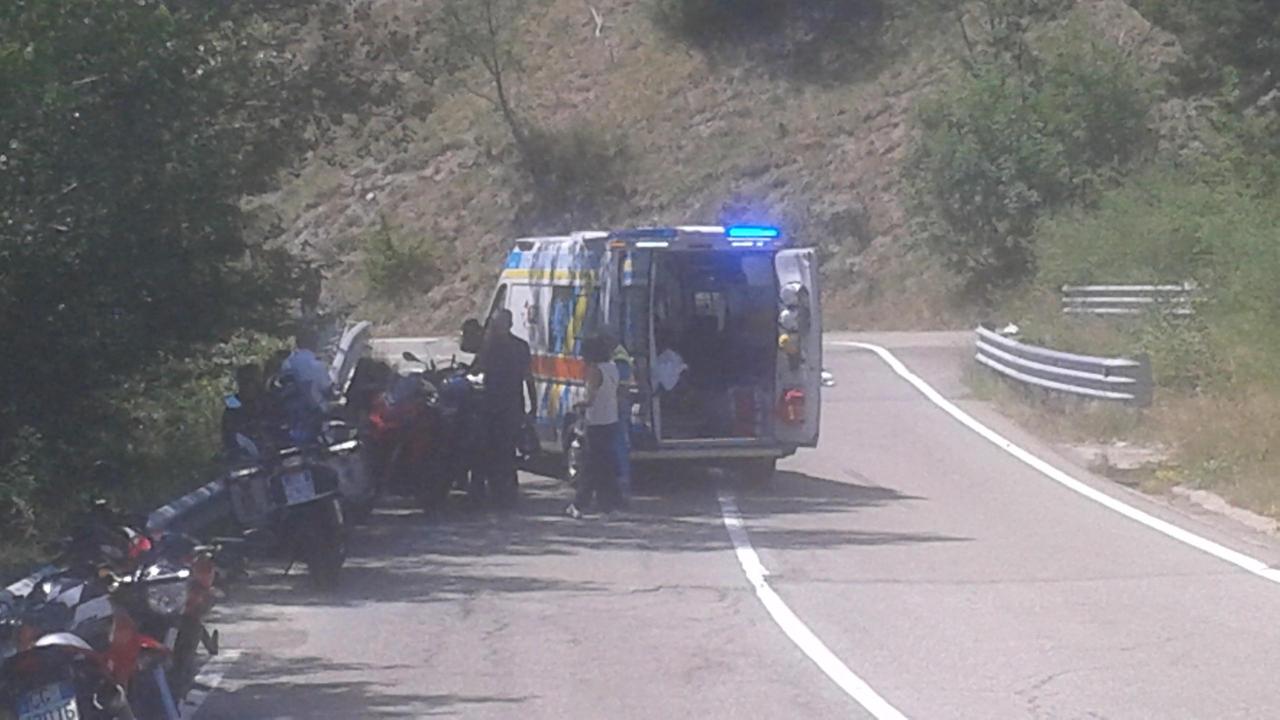 Riolunato, scontro tra moto: un morto e due feriti