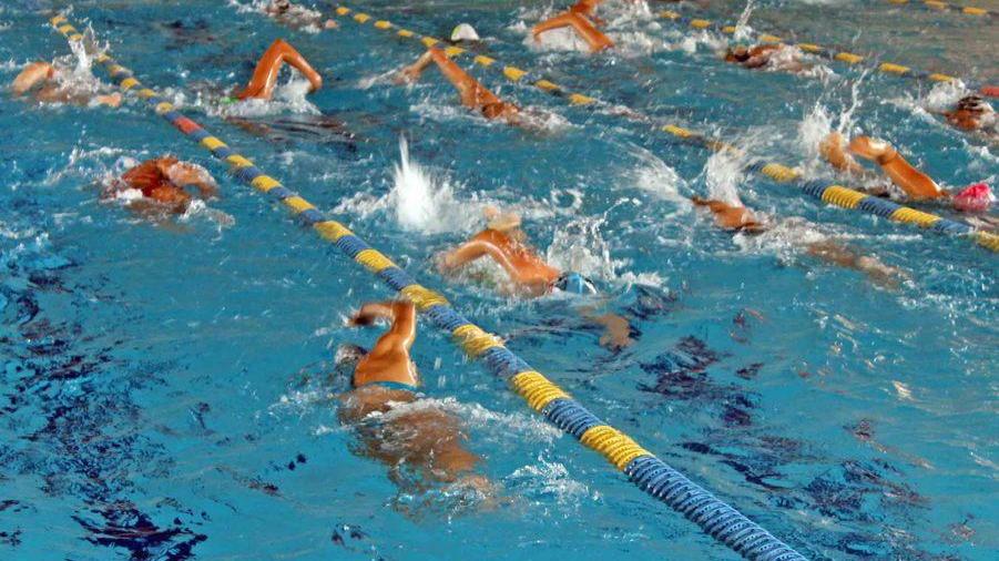 «Lavori non finiti alla piscina di Marina» Bernardi attacca ancora