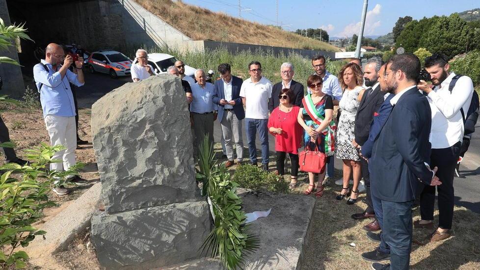 Il Pd rende omaggio al giornalista Amendola vittima dei fascisti