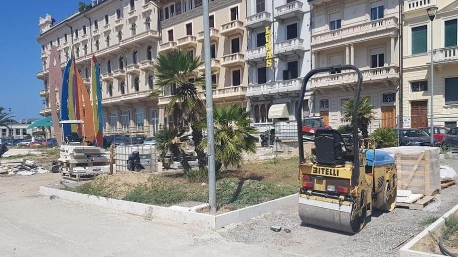 Piazza Puccini aspetta l’arrivo del travertino
