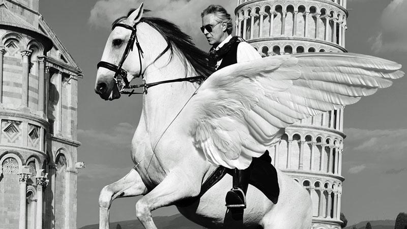 Andrea Bocelli nella foto di Giovanni Gastel