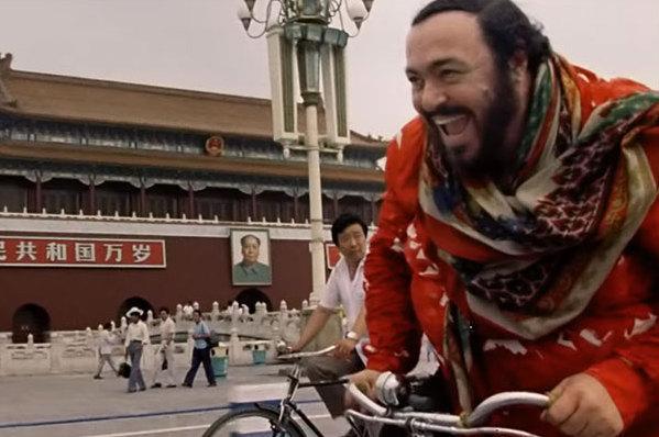 Cinema, autunno coi miti modenesi da Pavarotti a Enzo Ferrari 