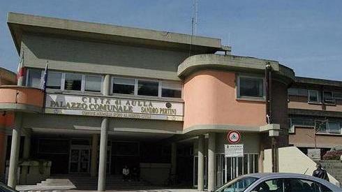 Commercianti in rivolta contro le sanzioni chieste sulle insegne