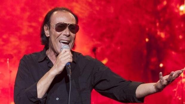 Stasera Venditti celebra “Sotto il segno dei Pesci”