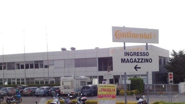 Tensione alla Continental per l’assunzione dei precari