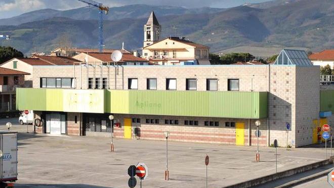 Agliana, inaugurati i locali nella ex Coop