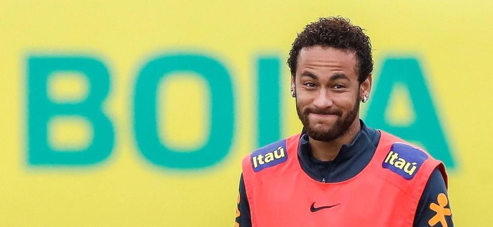 Neymar, da star a scarto Leonardo: «Non ci serve, se arriva un’offerta parte»