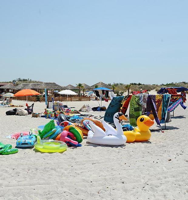 Sequestrato in spiaggia un carrello dei gelati e multe per 15mila euro 