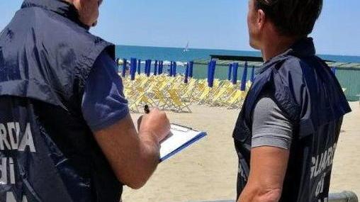 Stabilimento balneare “smemorato” su Imu e Tari per 111mila euro