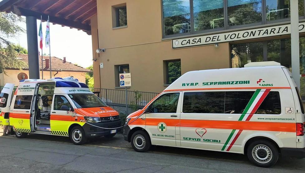 Ambulanza e pulmino all’Avap col 5 per mille