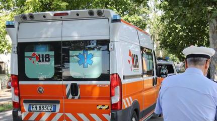 Ragazzina investita finisce all’ospedale Urtata da un’auto che non si è fermata