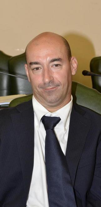 Il centro storico è morto Casaggì gli fa il funerale