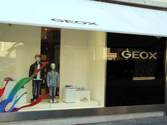 Talamoni inaugura Geox: «La crisi si batte così» 