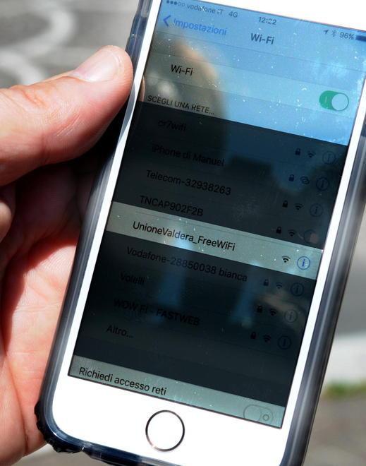 Cresce la rete pubblica Potenziate le zone wi-fi per navigare in internet