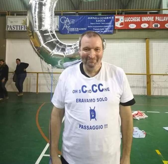 Muore a 50 anni un noto allenatore di pallavolo 