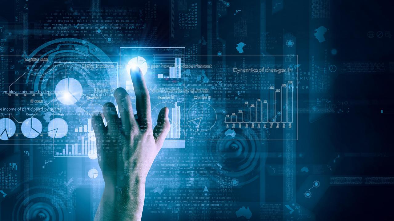Modena, viaggio nel futuro sotto la Ghirlandina, torna il Festival della cultura digitale