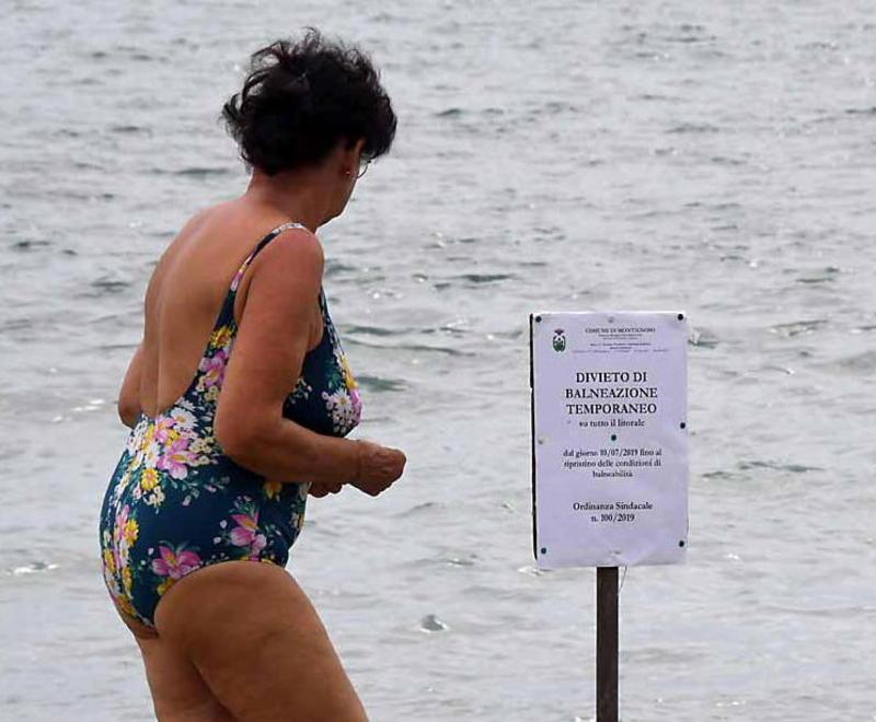 «Colpa delle forti piogge ma il sale uccide i batteri» 