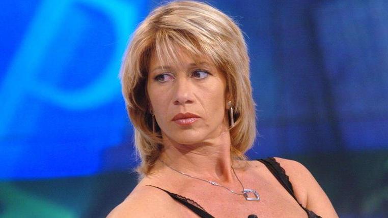 Tre voci femminili per parlare di calcio rosa Piazza Fontana e Ong