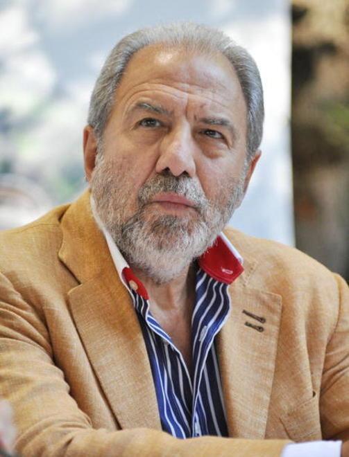 Stasera Sarabanda in concerto e l’incontro con Antonio Caprarica