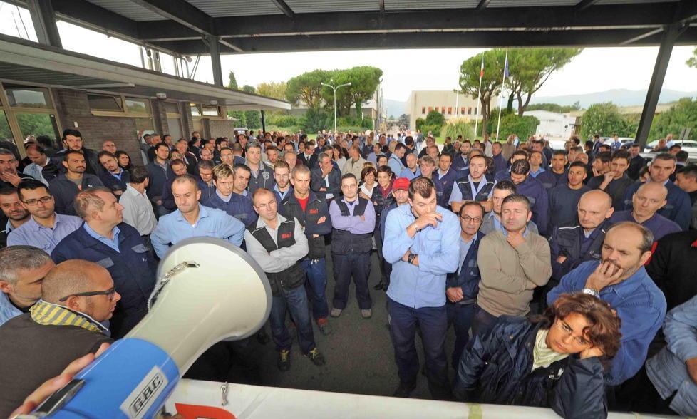 Amianto, le pratiche si sono arenate a Roma i parlamentari lanciano appello al governo 
