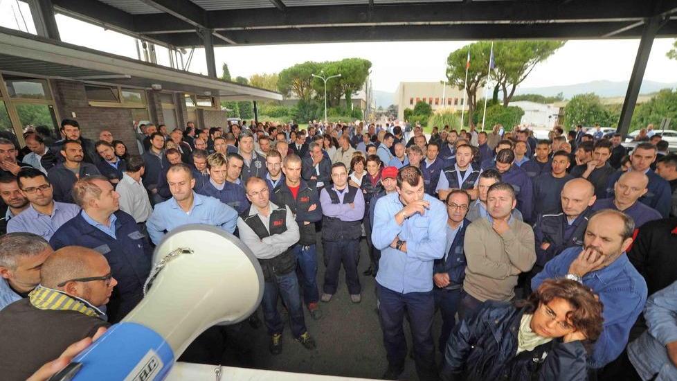 Amianto, le pratiche si sono arenate a Roma i parlamentari lanciano appello al governo