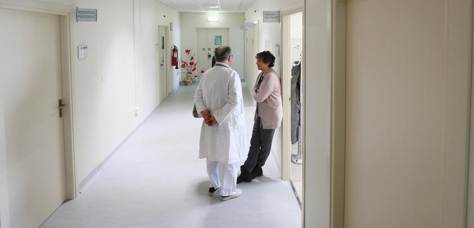 Il M5s al sindaco: «L’ospedale resti Incalzi la Regione» 