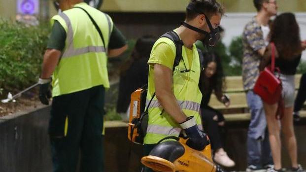 Movida piazza Verdi, Comune e studenti: stop alle due di notte