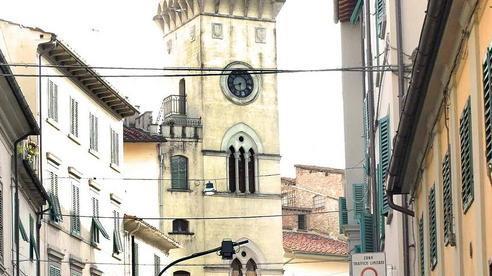 I negozi tipici ripopolano via Palestro