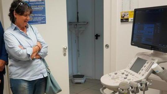 L’assessora Saccardi all’inaugurazione dell’ecografo