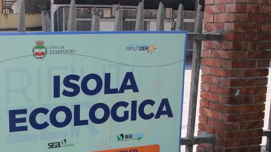 Nuove isole ecologiche al Varignano vetro porta a porta
