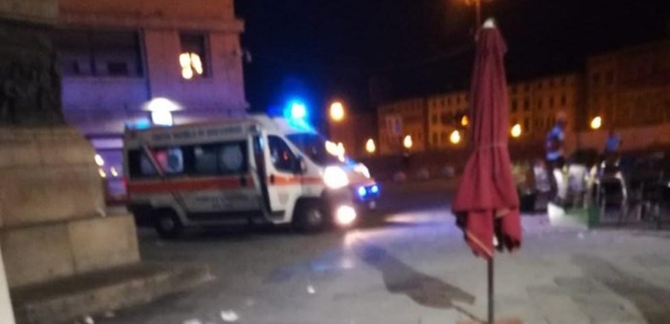 Botte in piazza Giovane di 27 anni finisce in ospedale 