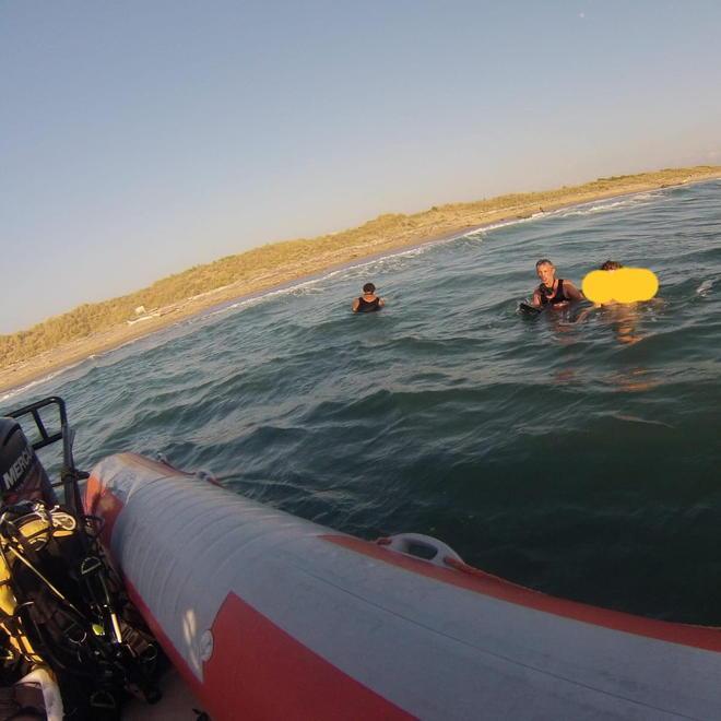 Si allontana a nuoto, ritrovata a San Rossore
