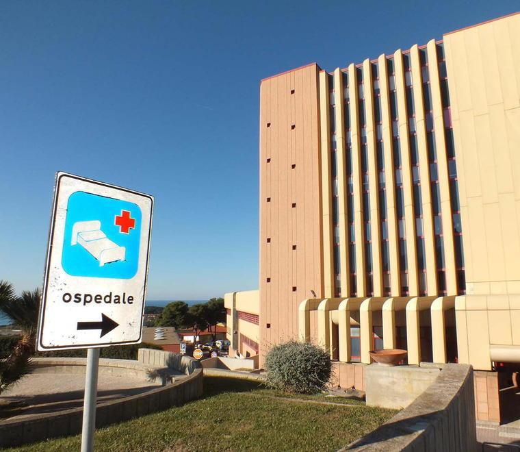 Ortopedia, niente guardia notturna: urgenze dirottate su Livorno 
