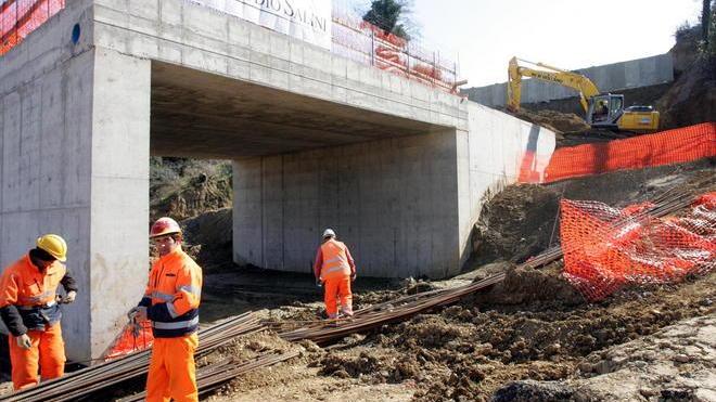Lavori infiniti al sottopasso di Terrafino